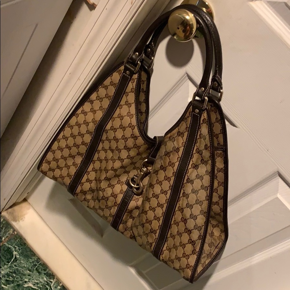 Authentic Gucci tote with wallet